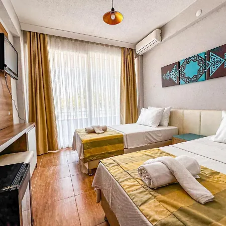 Grand Avsa مرمرة أداسي